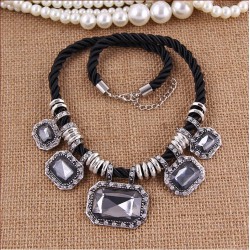 Big black crystal elegant necklace for women